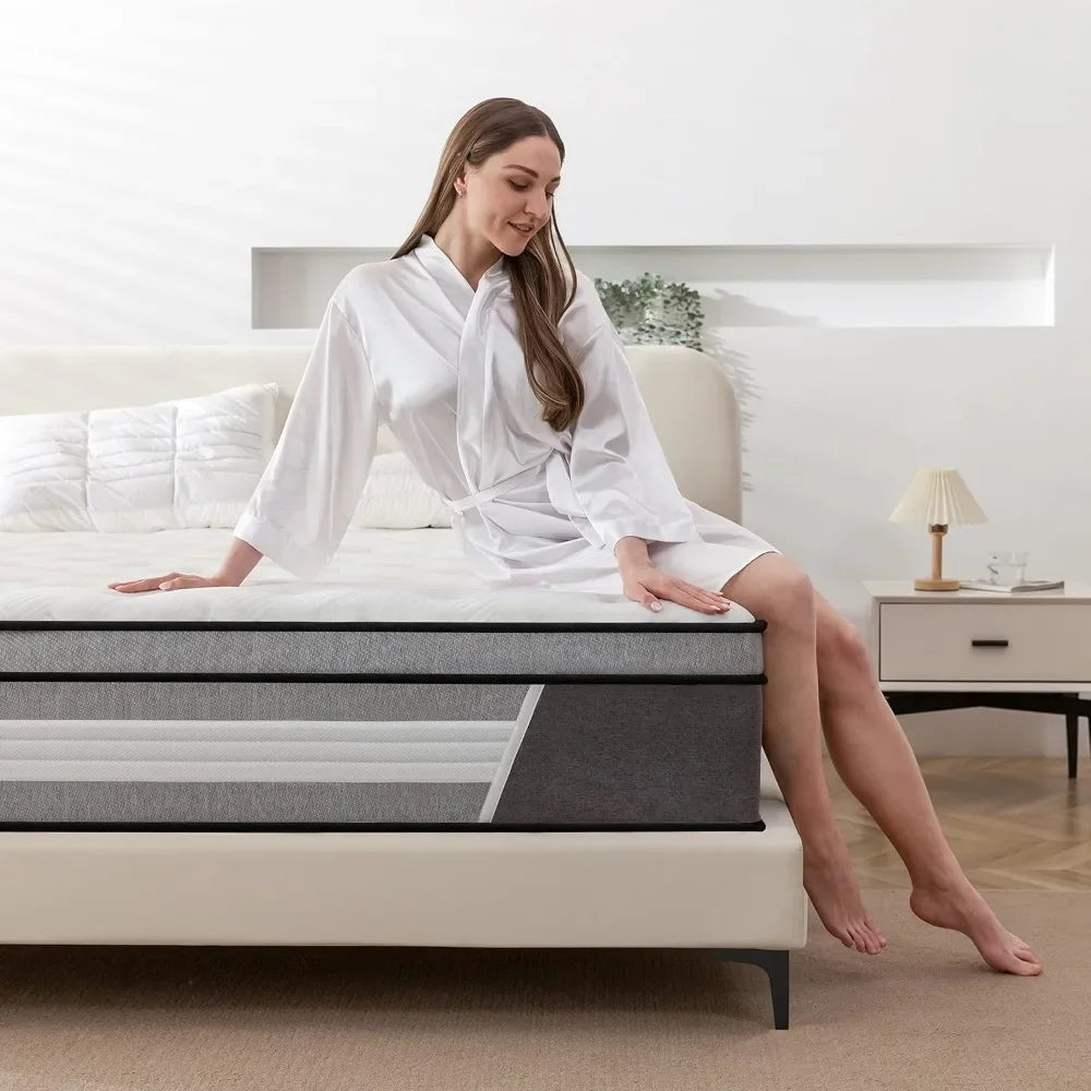 14 Inch King Innerspring Hybrid Mattress in a Box with Memory Foam